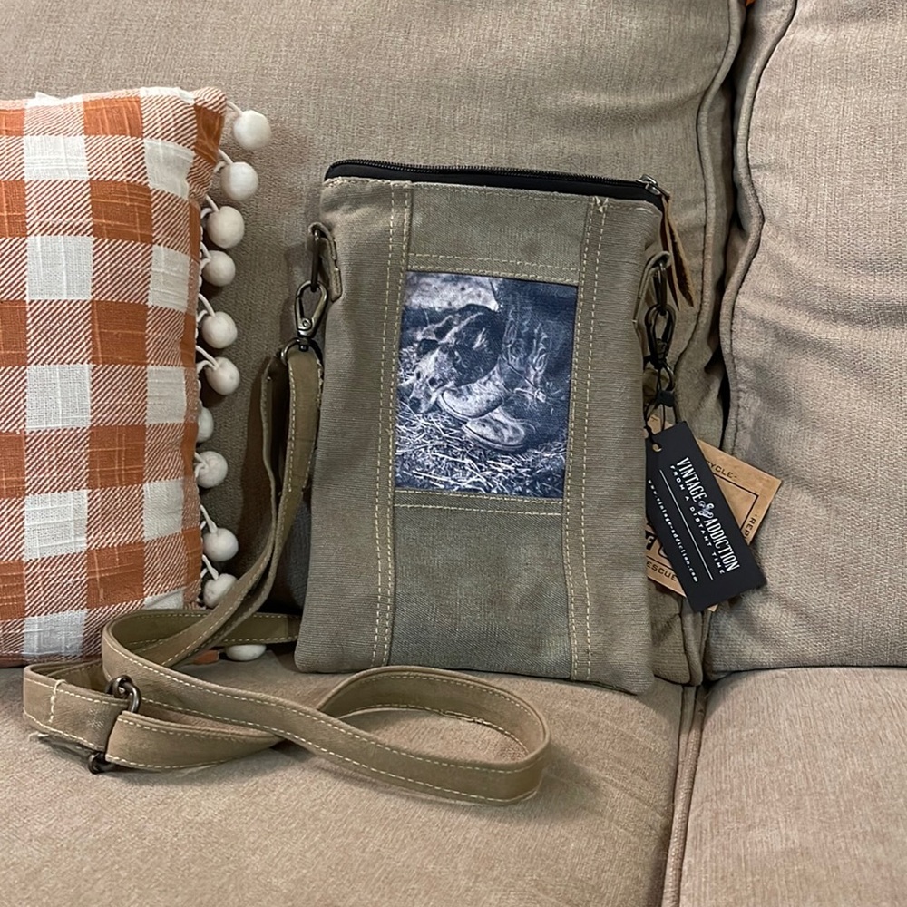 Vintage addiction bag